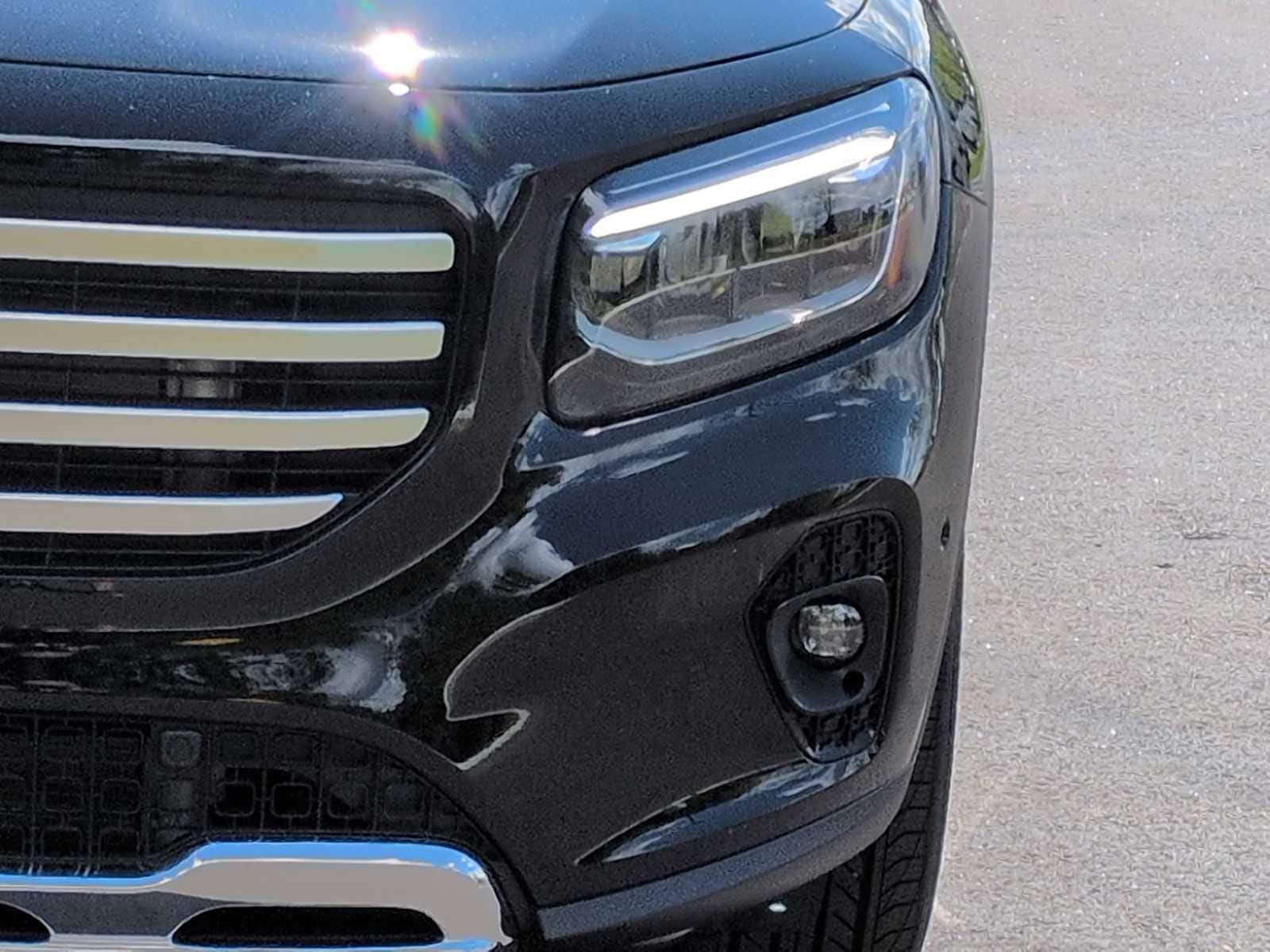 Thumbnail: 2026 Mercedes-Benz GLB - 11