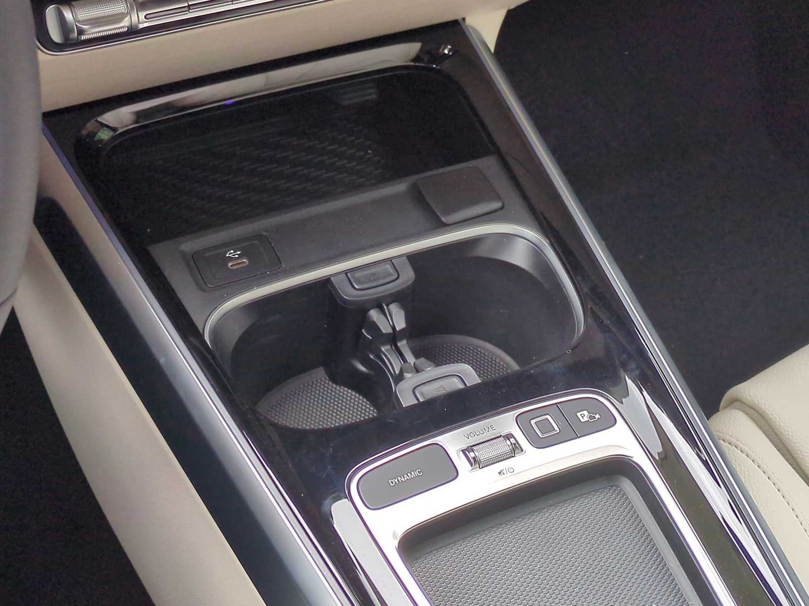 Thumbnail: 2025 Mercedes-Benz GLB - 32