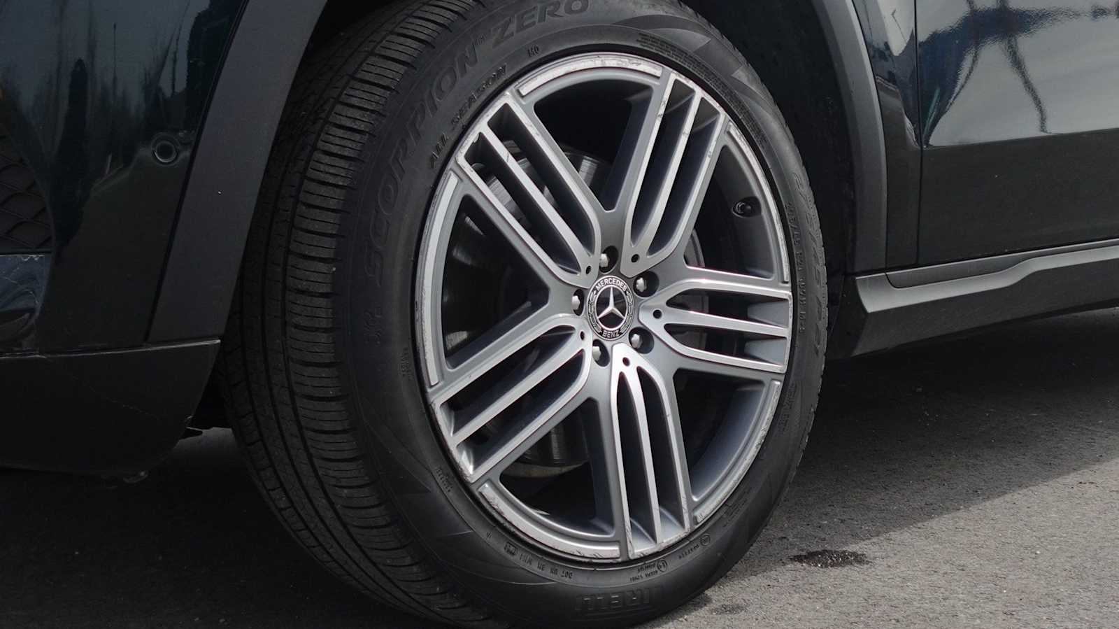 Thumbnail: 2020 Mercedes-Benz GLS - 10