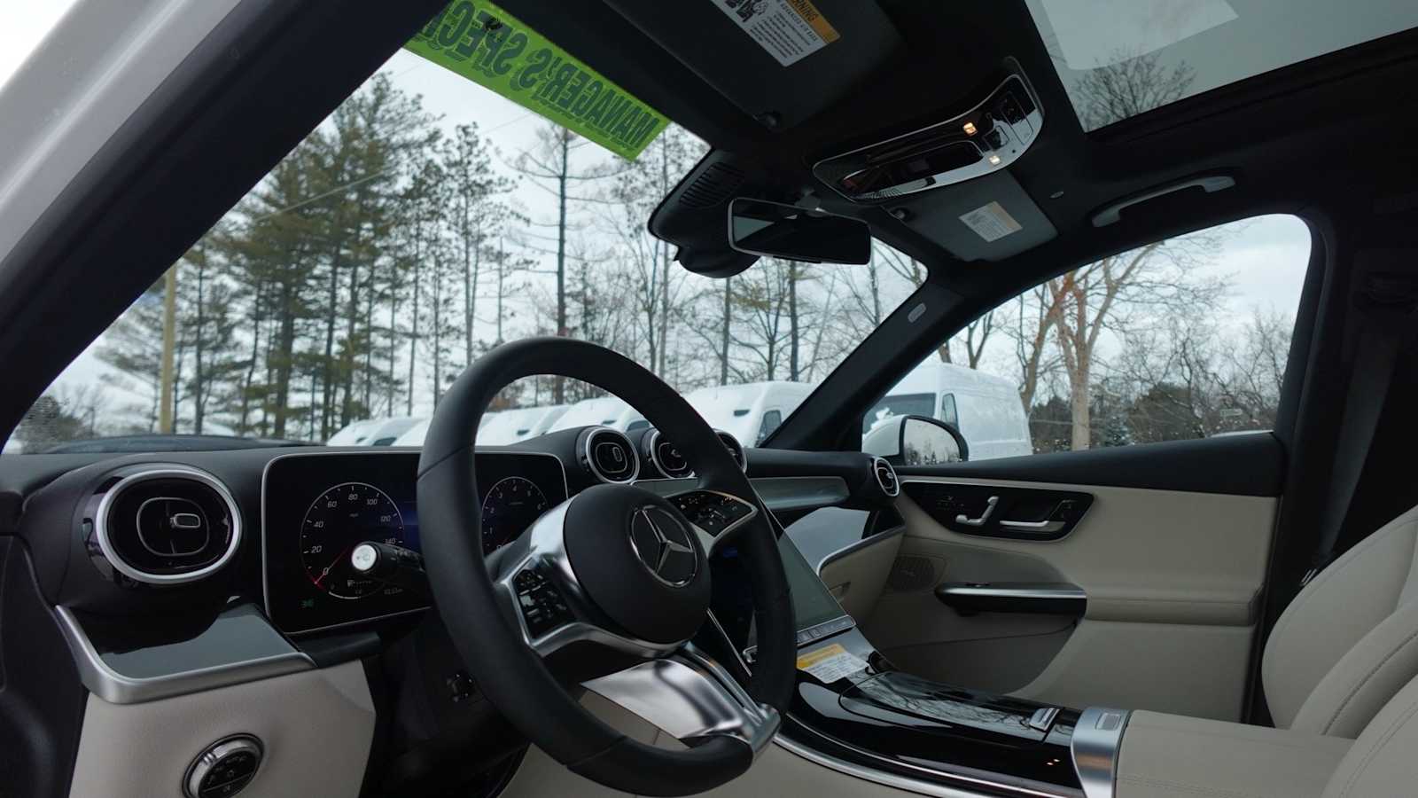 Thumbnail: 2026 Mercedes-Benz GLC - 32