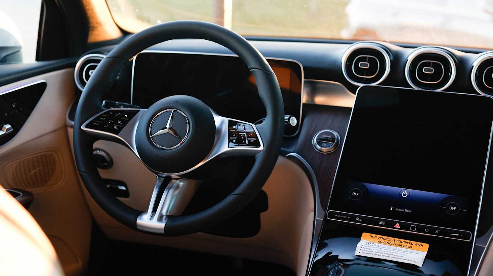 Thumbnail: 2026 Mercedes-Benz GLC - 34