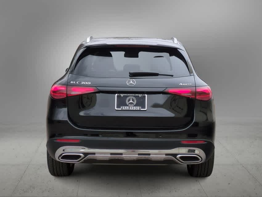 Thumbnail: 2025 Mercedes-Benz GLC - 7