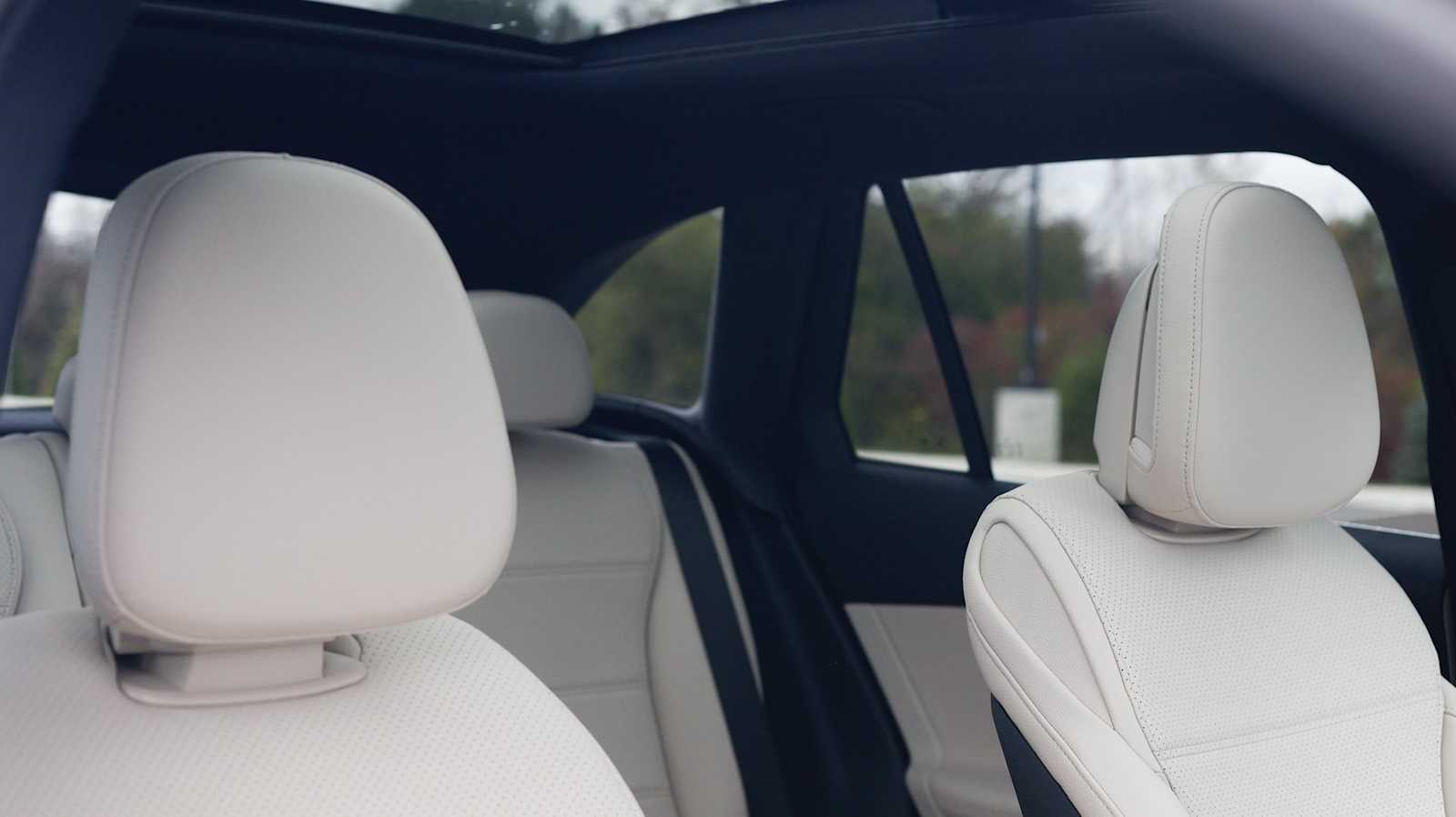 Thumbnail: 2026 Mercedes-Benz GLC - 15