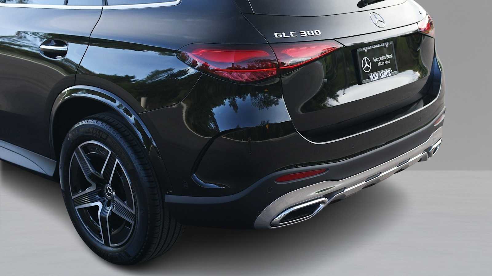 Thumbnail: 2026 Mercedes-Benz GLC - 14