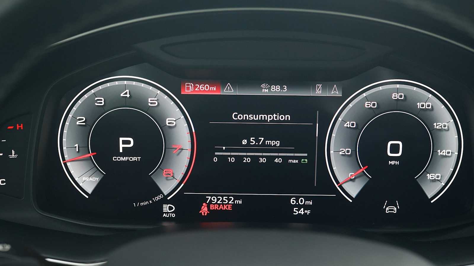 Thumbnail: 2023 Audi Q8 - 22