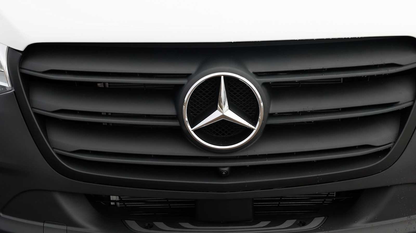 Thumbnail: 2026 Mercedes-Benz Sprinter - 13