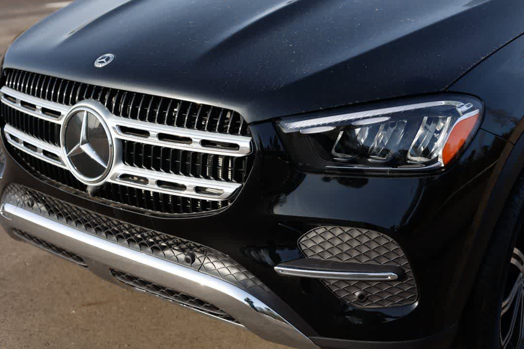 Thumbnail: 2026 Mercedes-Benz GLE - 30