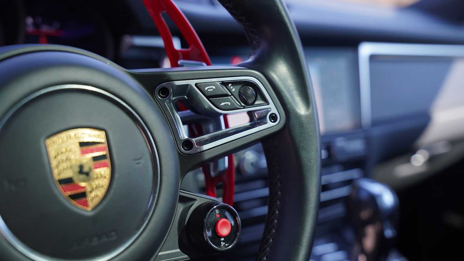 Thumbnail: 2021 Porsche Macan - 33