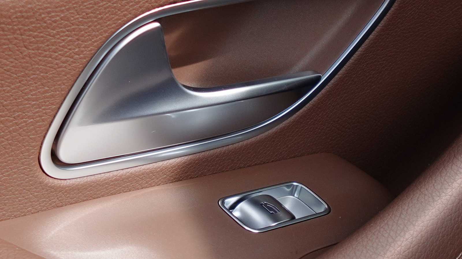 Thumbnail: 2026 Mercedes-Benz GLE - 39