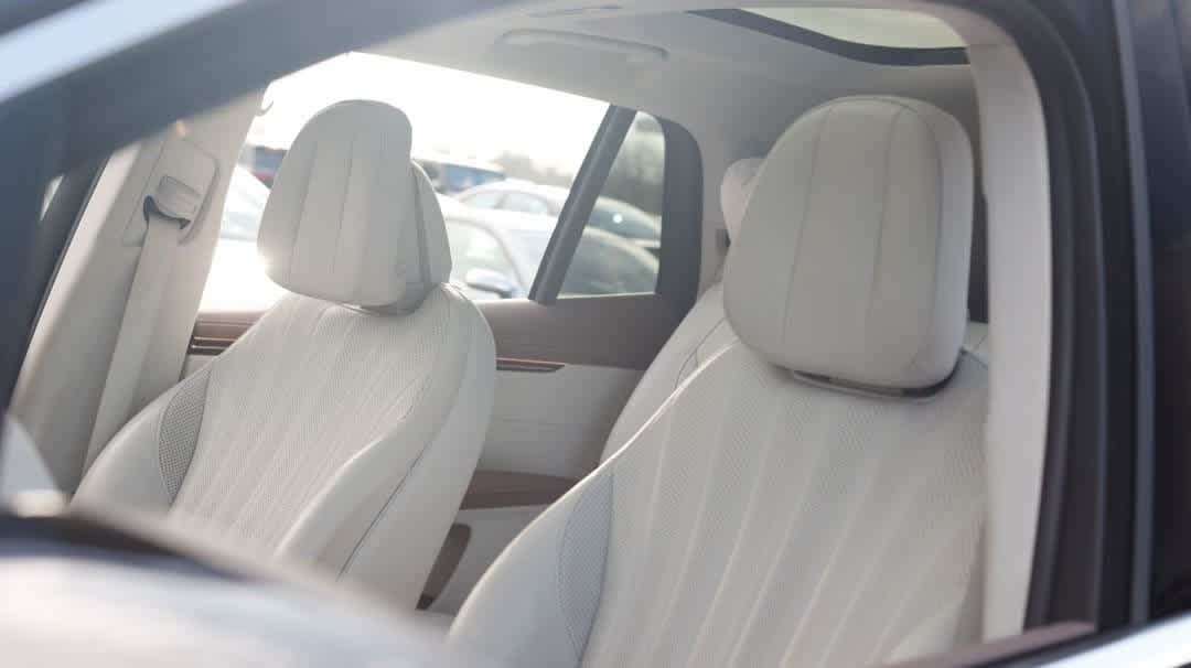 Thumbnail: 2023 Mercedes-Benz EQS - 21