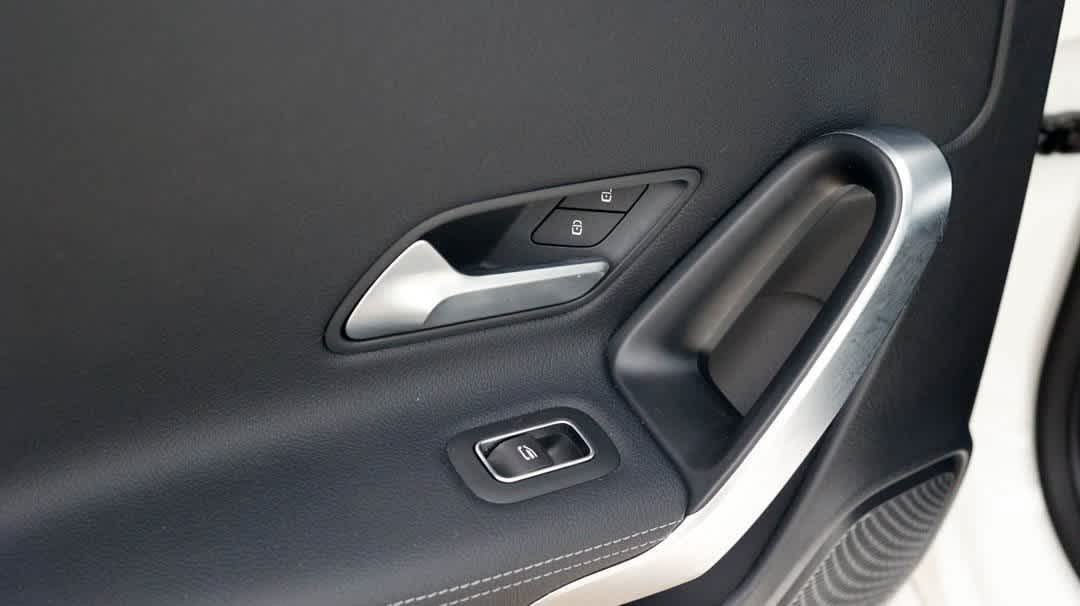 Thumbnail: 2022 Mercedes-Benz A-Class - 33