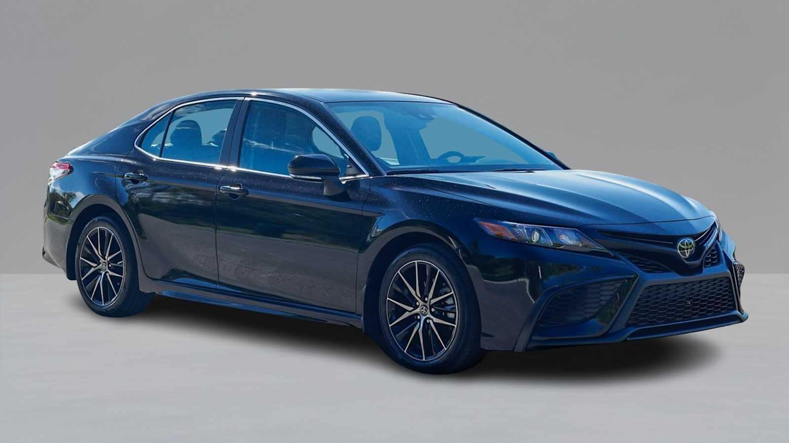 Thumbnail: 2023 Toyota Camry - 3