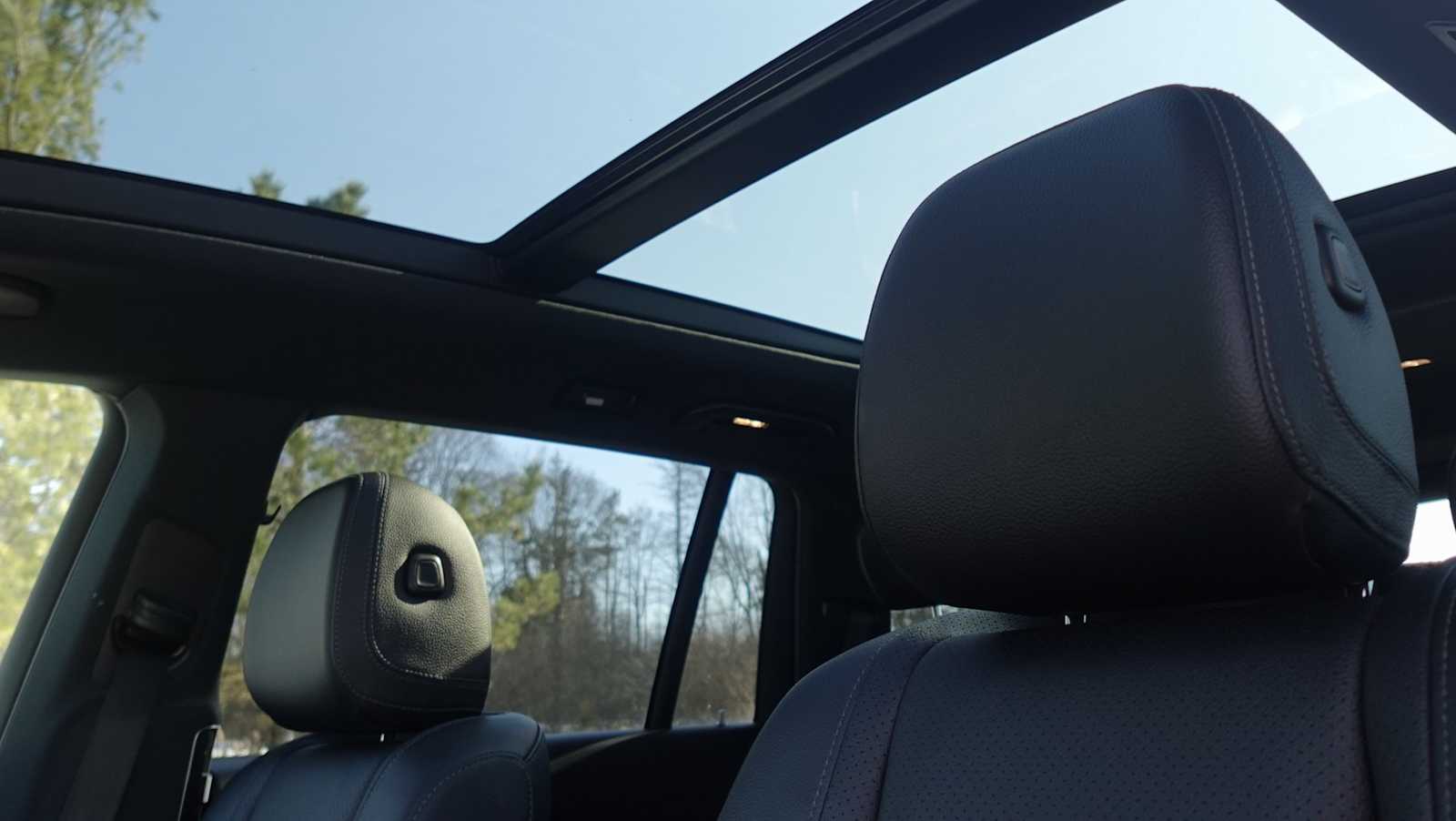 Thumbnail: 2022 Mercedes-Benz GLS - 19