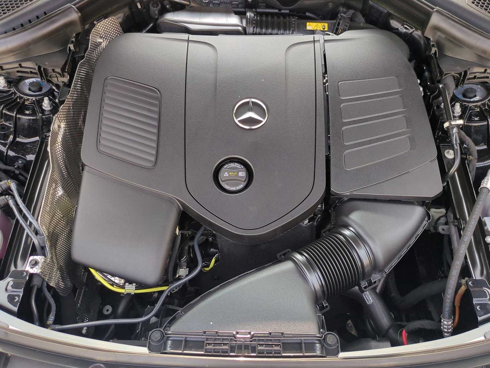 Thumbnail: 2025 Mercedes-Benz GLC - 15