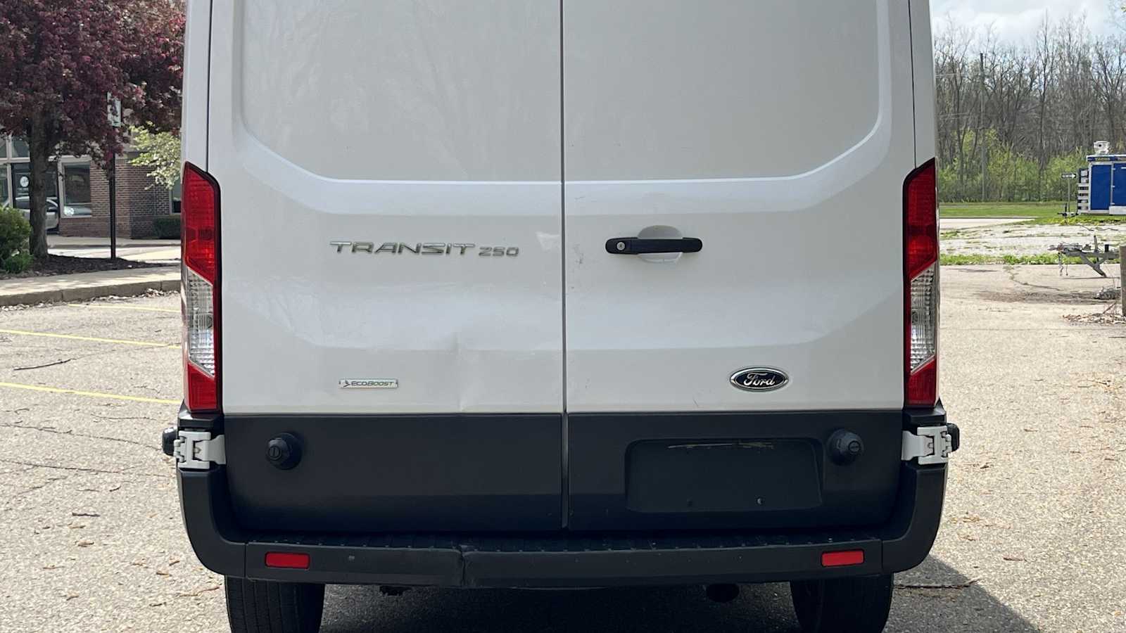 Thumbnail: 2018 Ford Transit Series - 19
