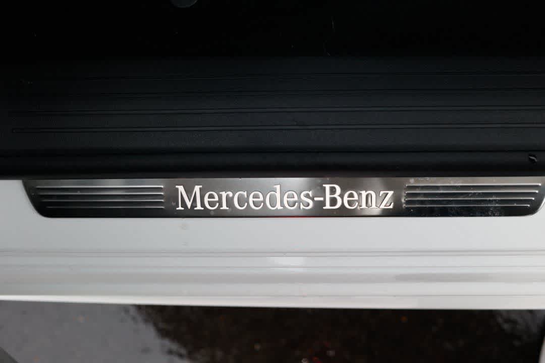 Thumbnail: 2026 Mercedes-Benz GLE - 27
