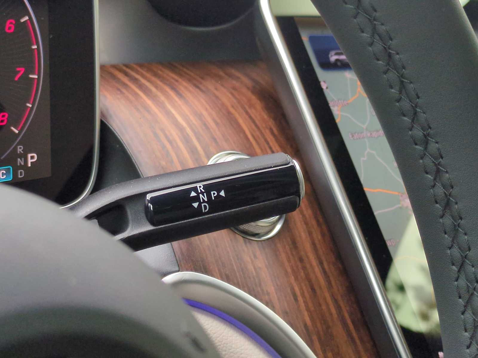 Thumbnail: 2025 Mercedes-Benz GLC - 35