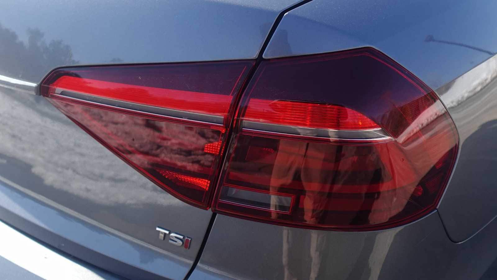 Thumbnail: 2017 Volkswagen Passat - 13