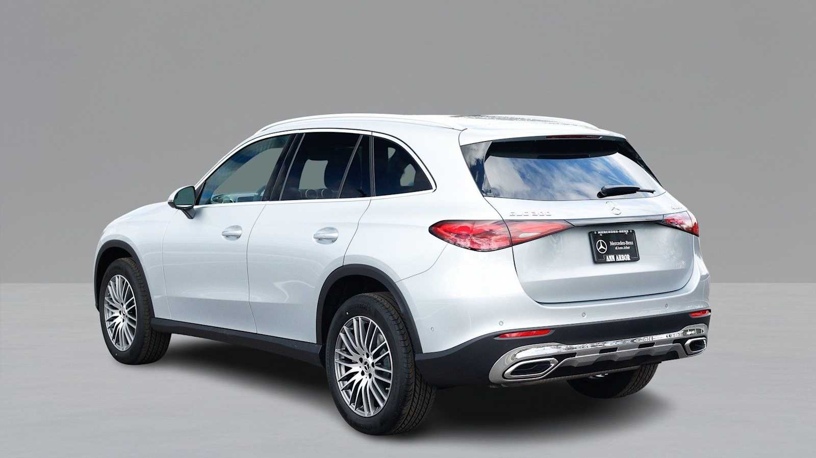 Thumbnail: 2026 Mercedes-Benz GLC - 8