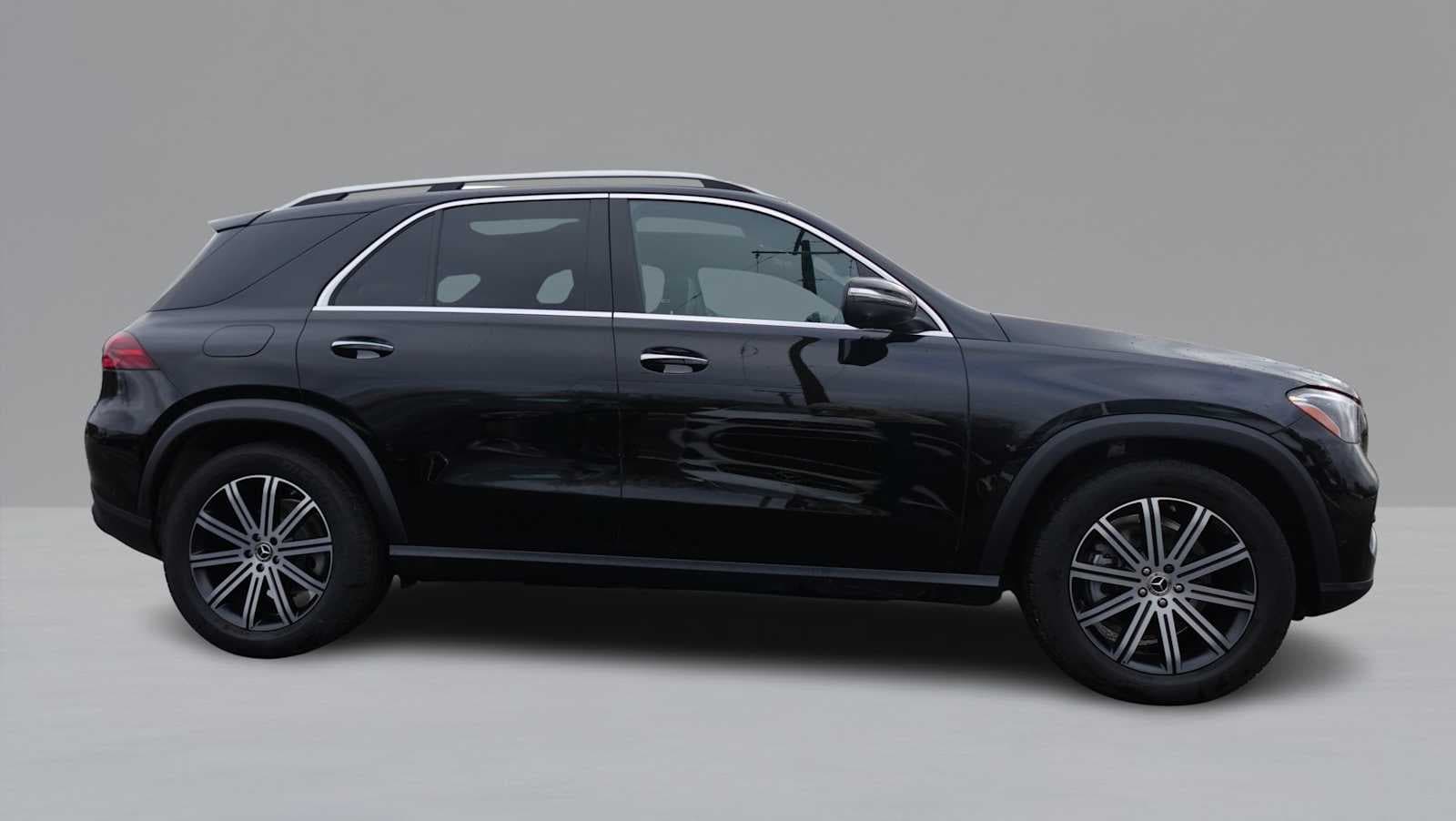 Thumbnail: 2026 Mercedes-Benz GLE - 4