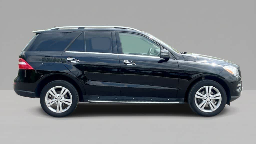 Thumbnail: 2013 Mercedes-Benz M-Class - 9