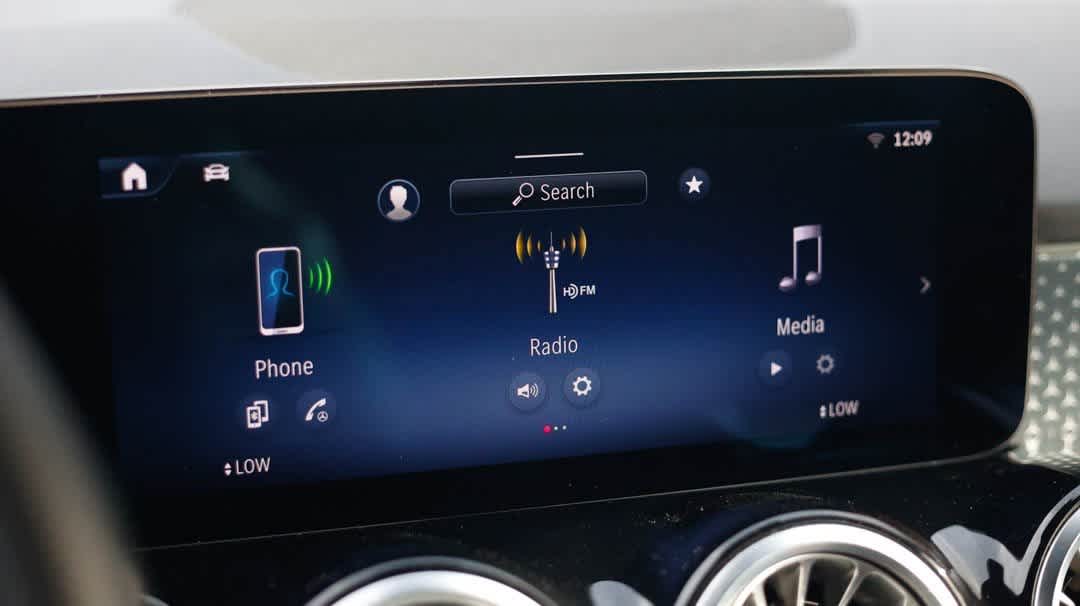 Thumbnail: 2025 Mercedes-Benz GLB - 14