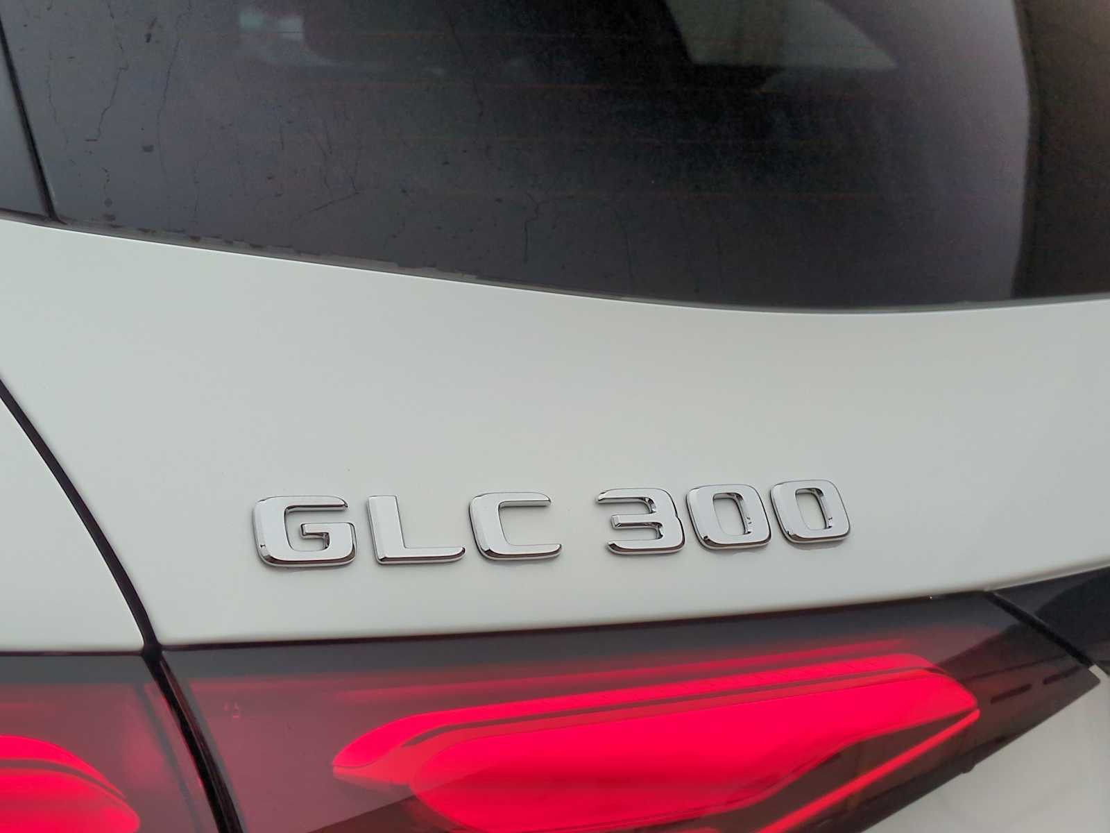 Thumbnail: 2025 Mercedes-Benz GLC - 13