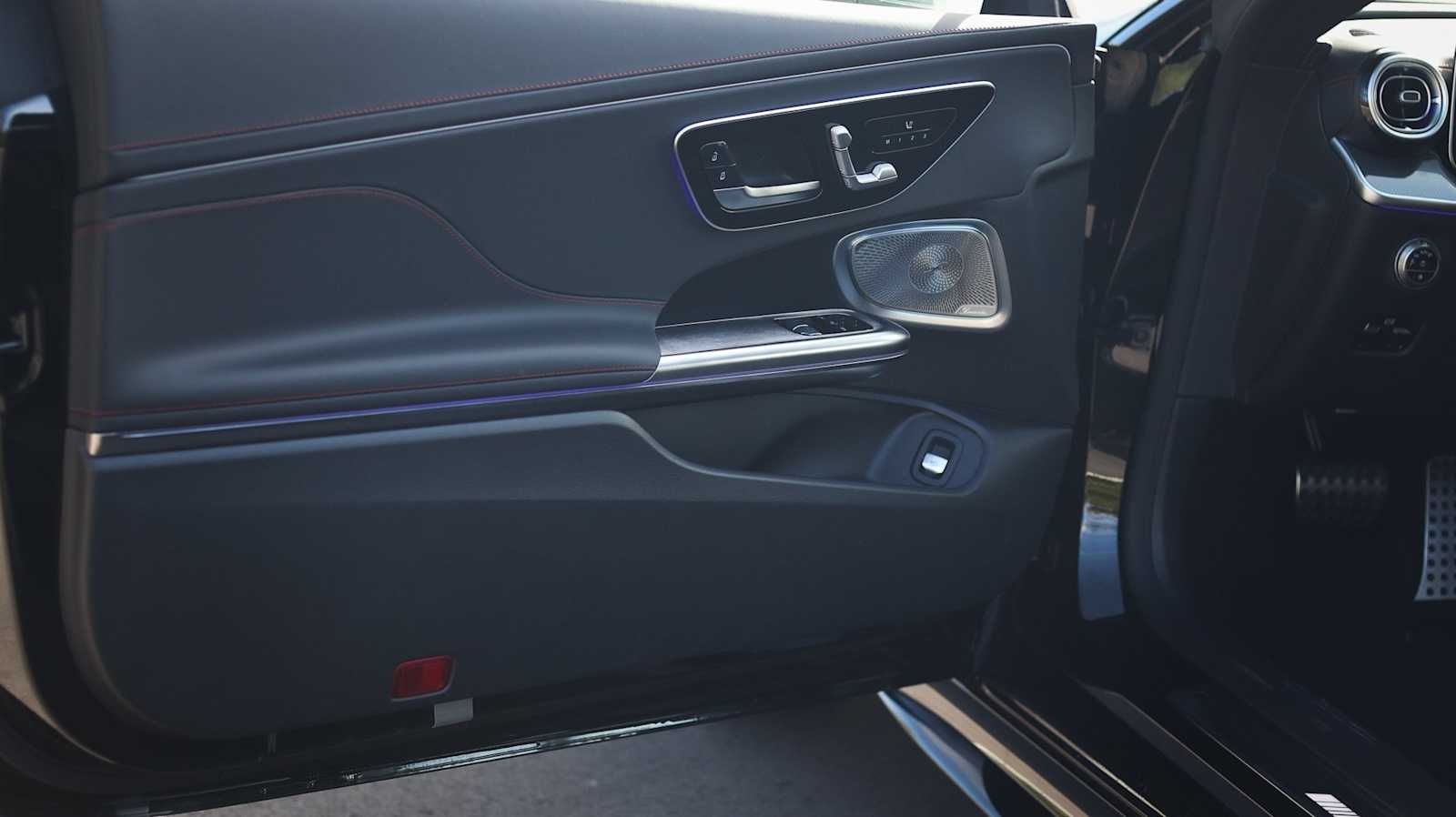 Thumbnail: 2026 Mercedes-Benz CLE - 22