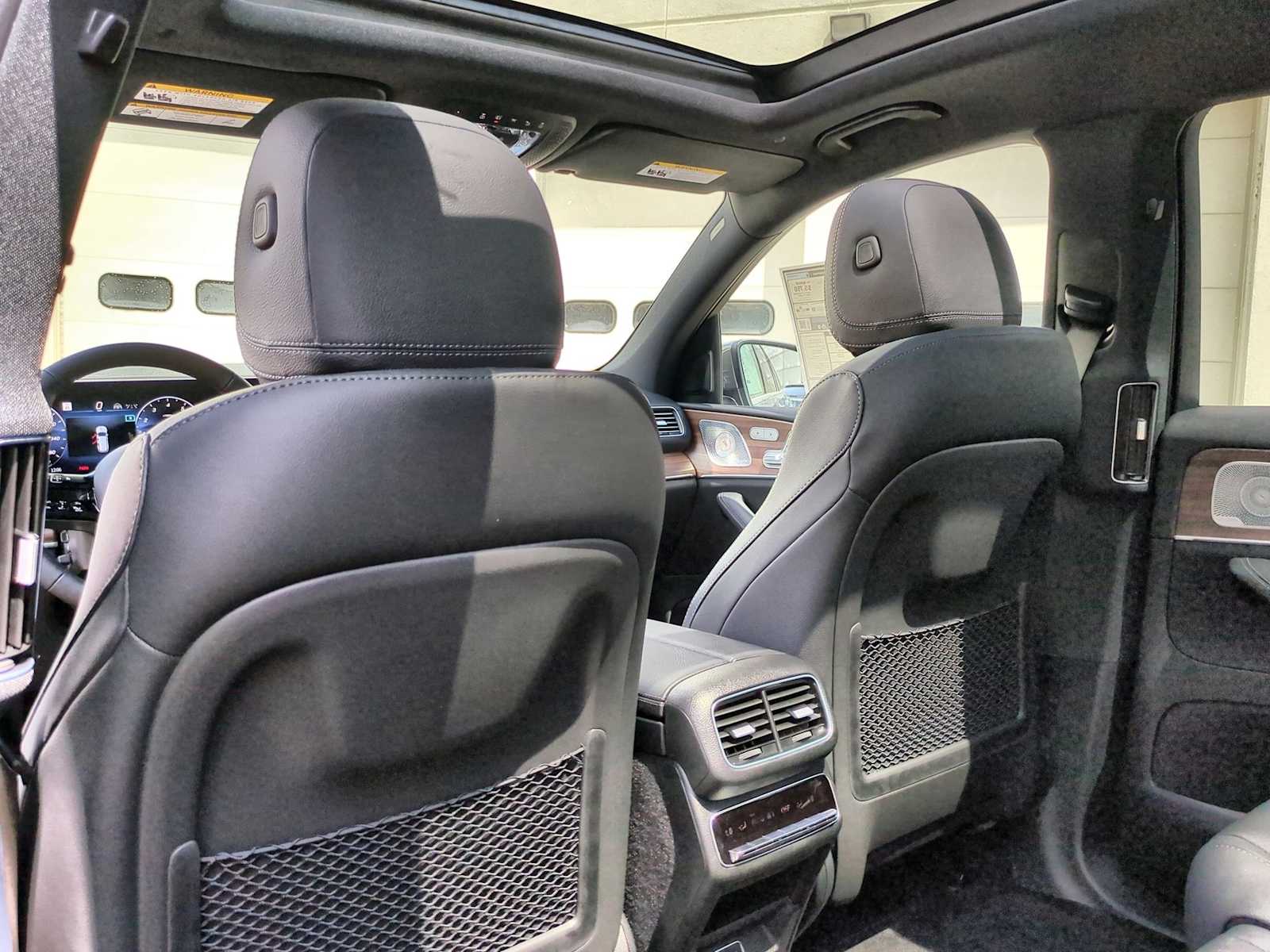 Thumbnail: 2025 Mercedes-Benz GLS - 19