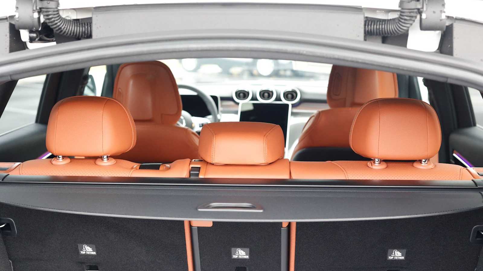 Thumbnail: 2026 Mercedes-Benz GLC - 23