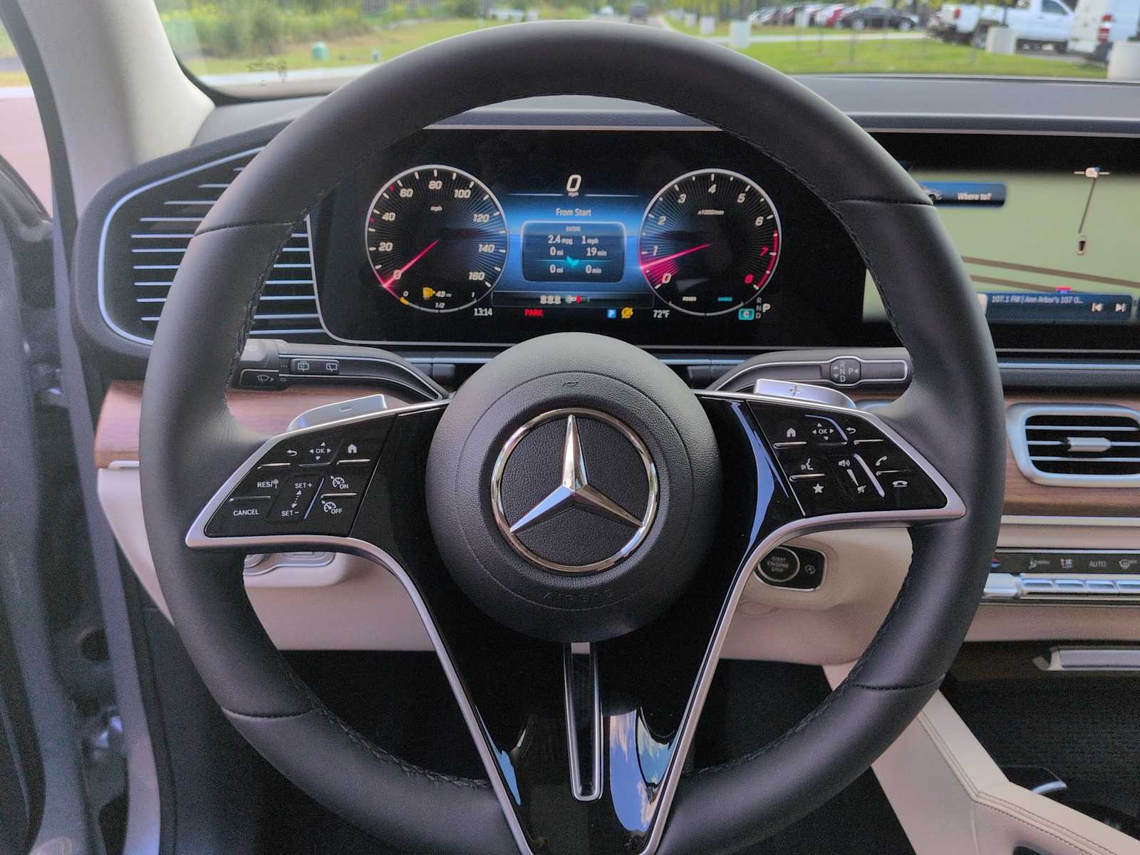 Thumbnail: 2026 Mercedes-Benz GLE - 25