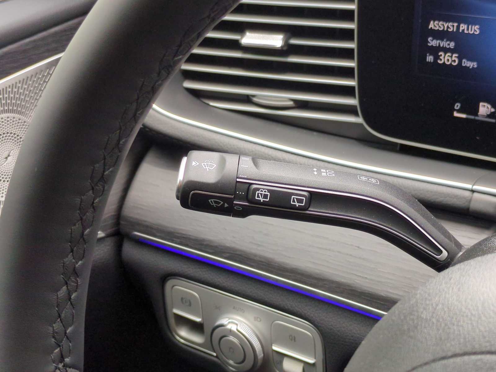 Thumbnail: 2025 Mercedes-Benz GLS - 28