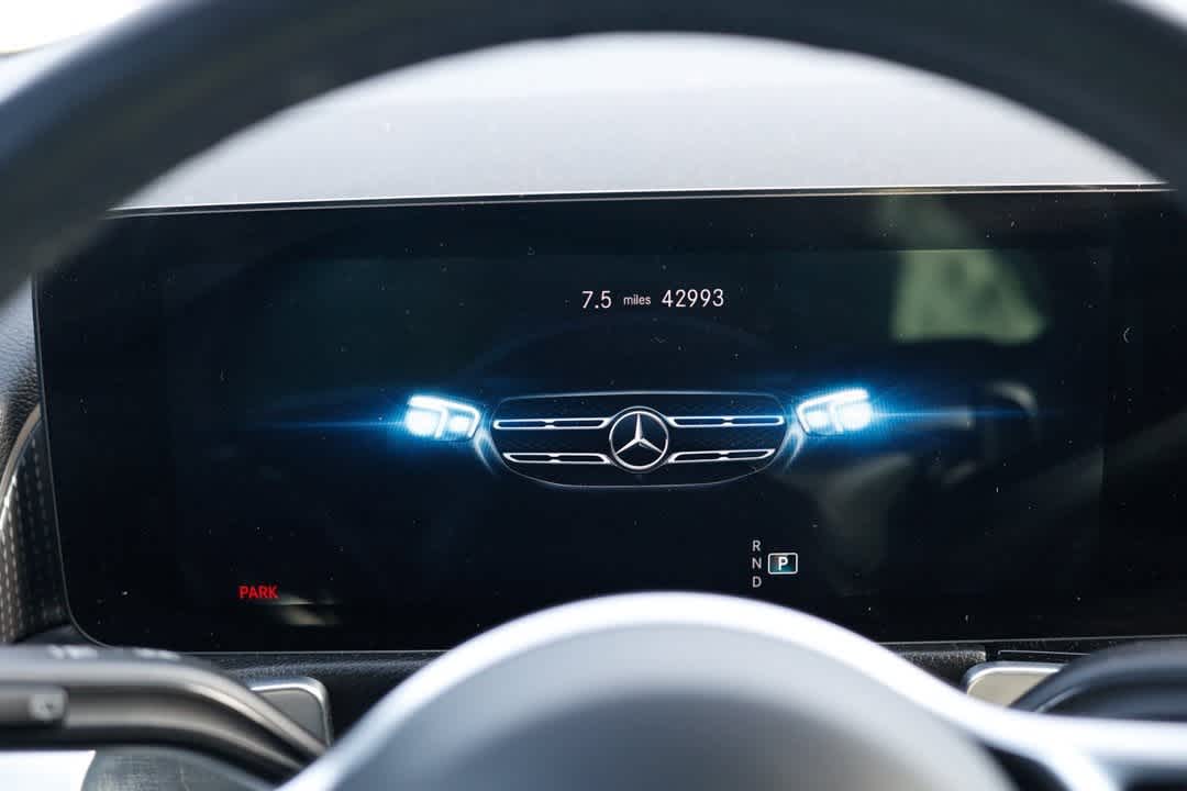 Thumbnail: 2022 Mercedes-Benz GLB - 15