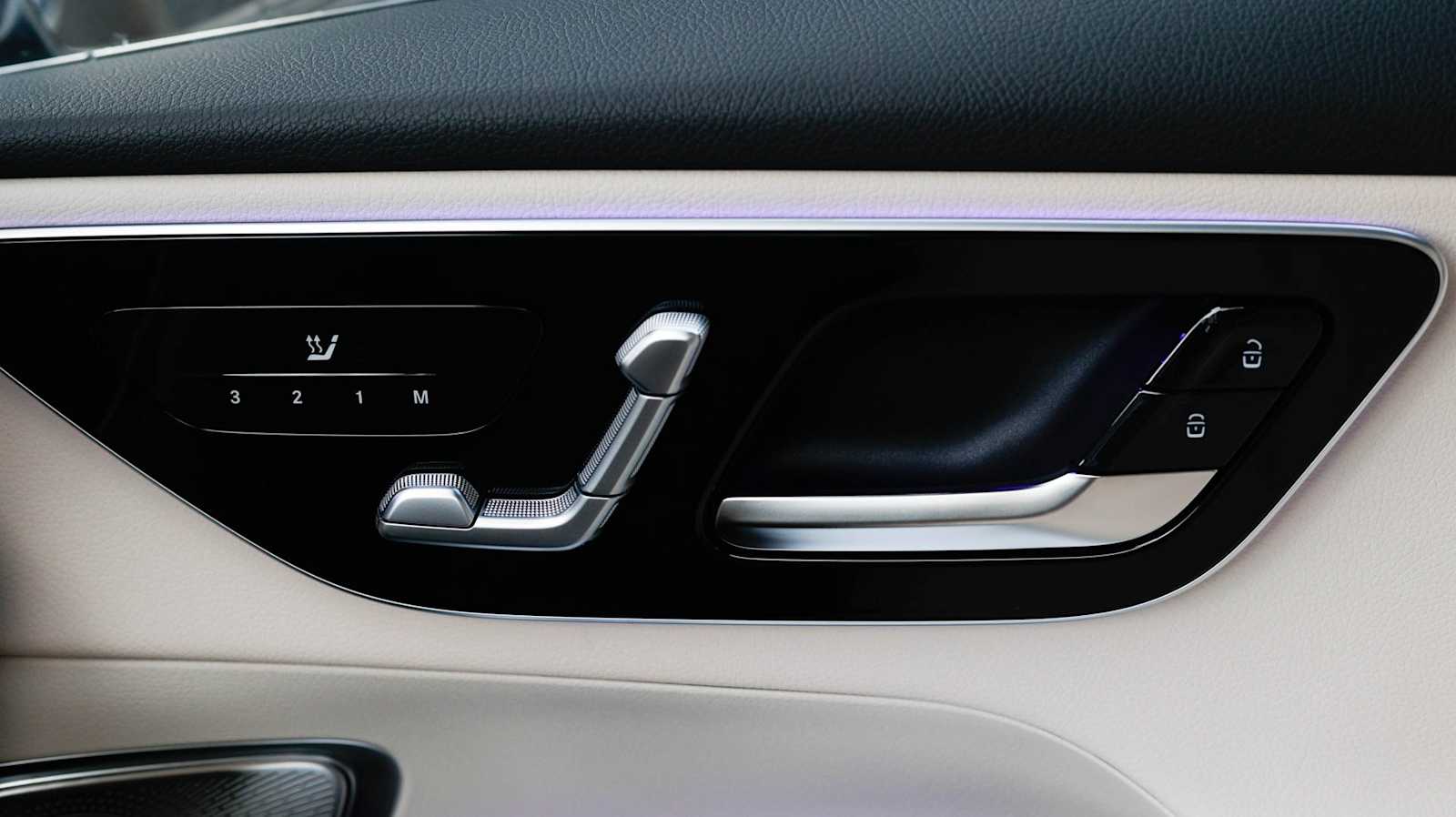 Thumbnail: 2026 Mercedes-Benz GLC - 40