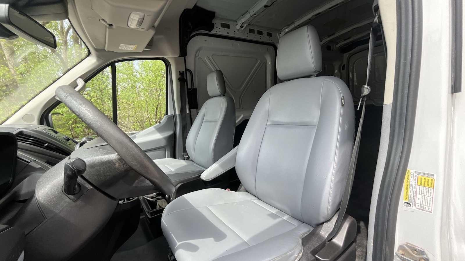 Thumbnail: 2018 Ford Transit Series - 29