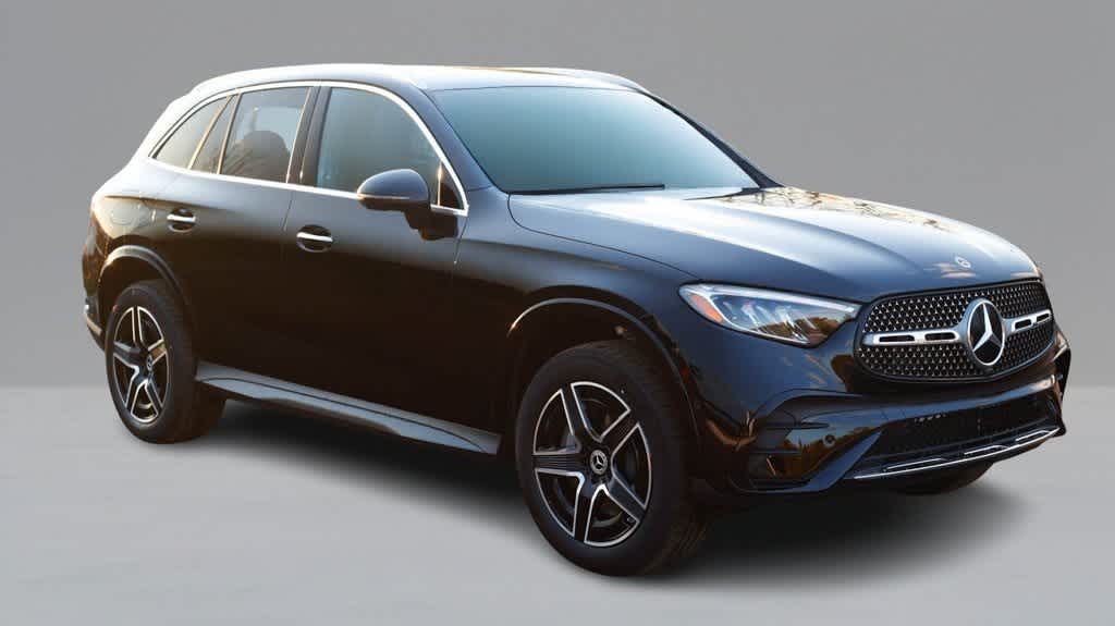 Thumbnail: 2026 Mercedes-Benz GLC - 2