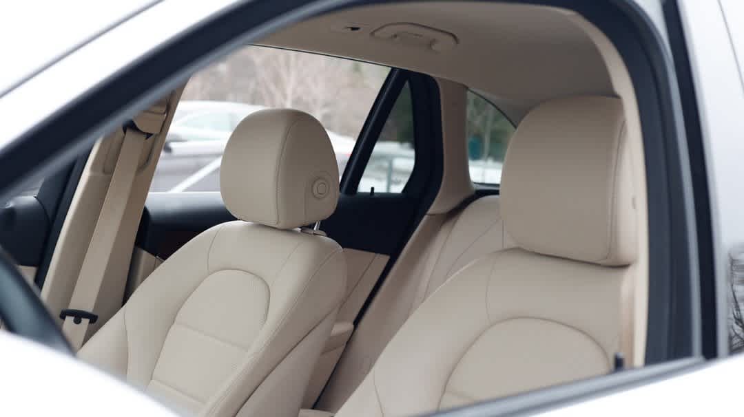 Thumbnail: 2022 Mercedes-Benz GLC - 20