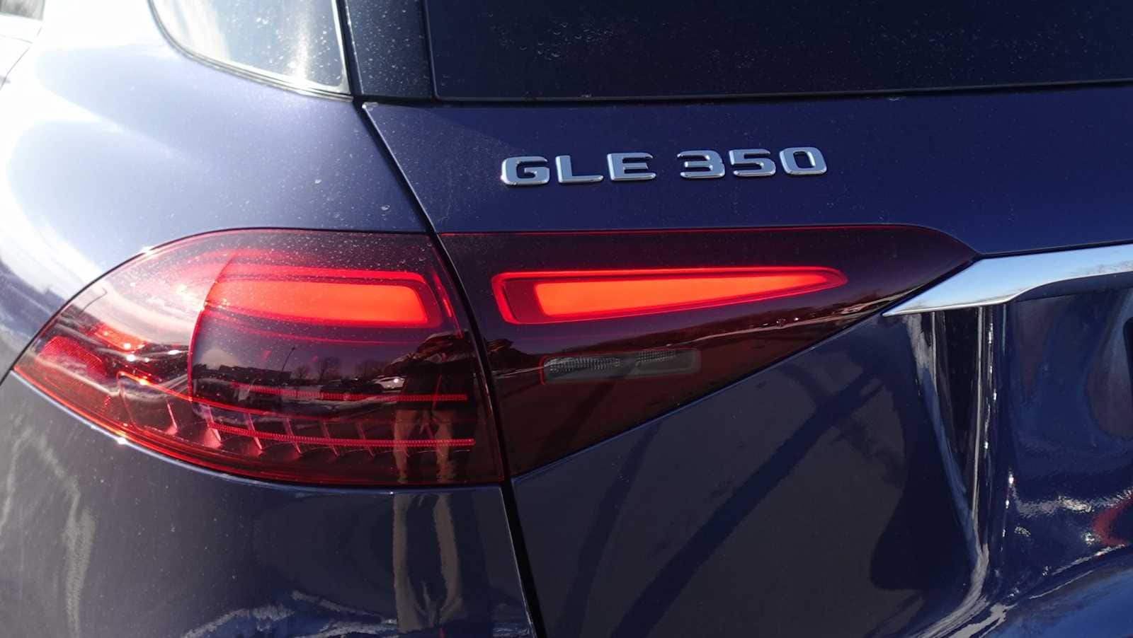 Thumbnail: 2026 Mercedes-Benz GLE - 15