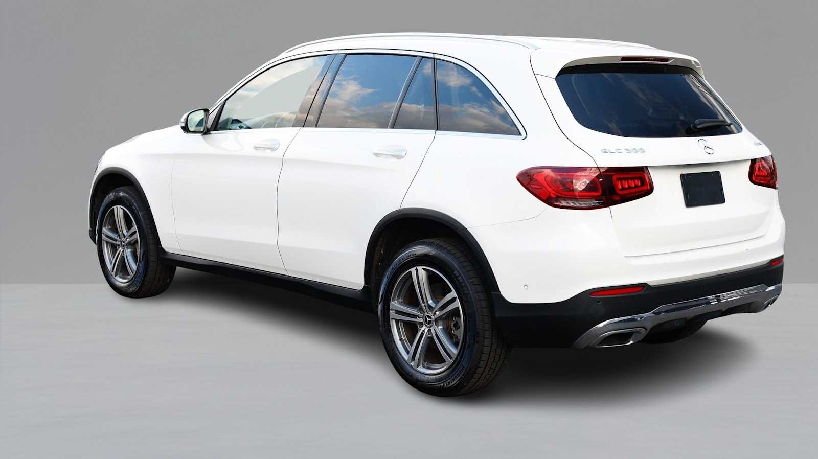 Thumbnail: 2022 Mercedes-Benz GLC - 8