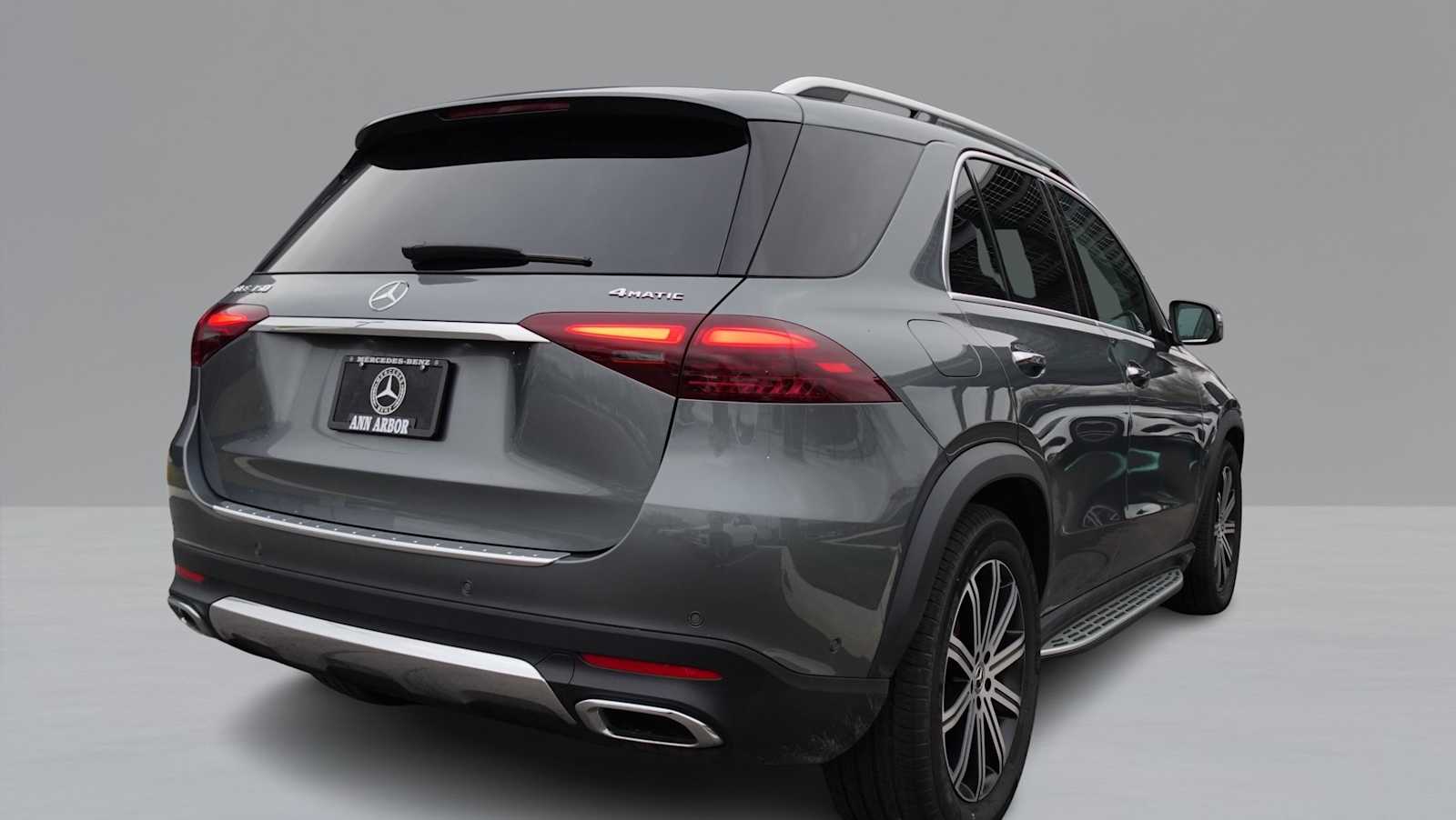 Thumbnail: 2026 Mercedes-Benz GLE - 5
