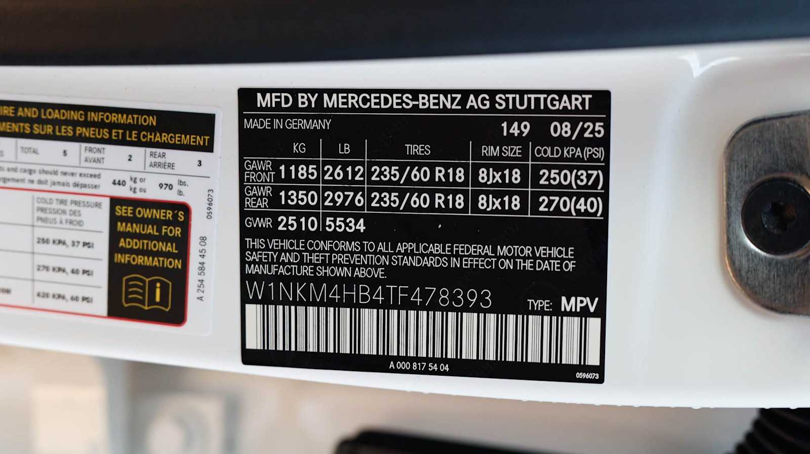 Thumbnail: 2026 Mercedes-Benz GLC - 32