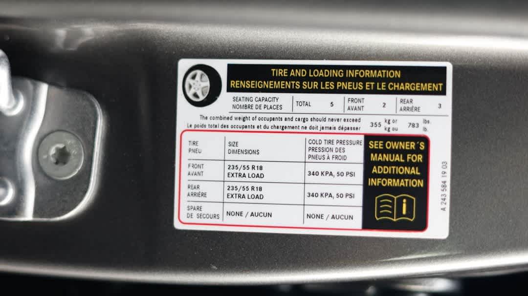 Thumbnail: 2023 Mercedes-Benz EQB - 42