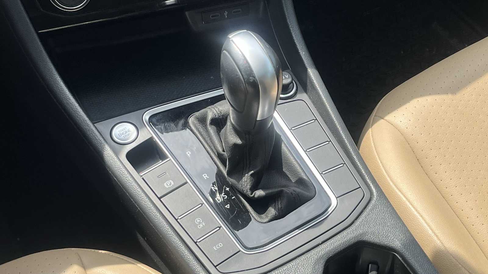 Thumbnail: 2020 Volkswagen Jetta - 47