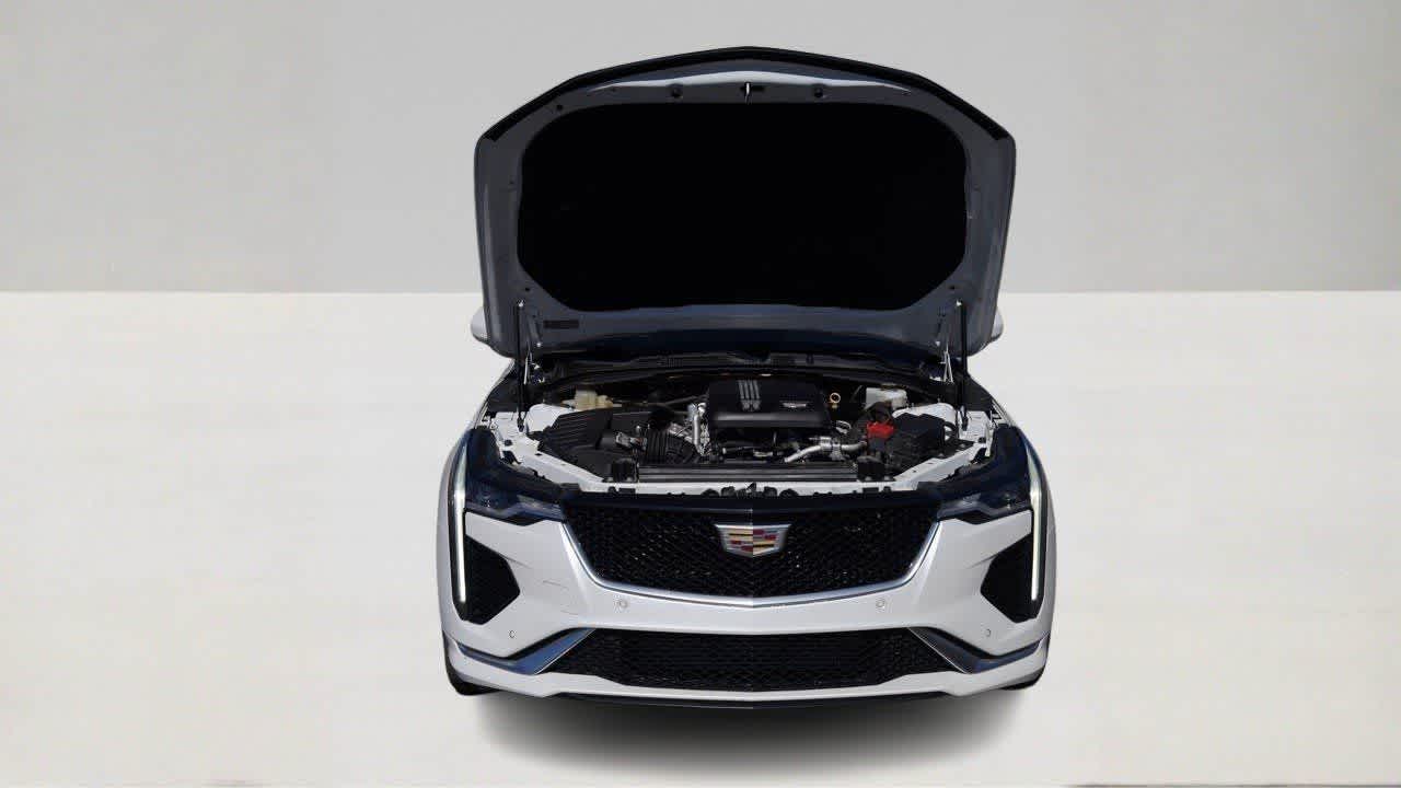 Thumbnail: 2021 Cadillac CT4 - 9