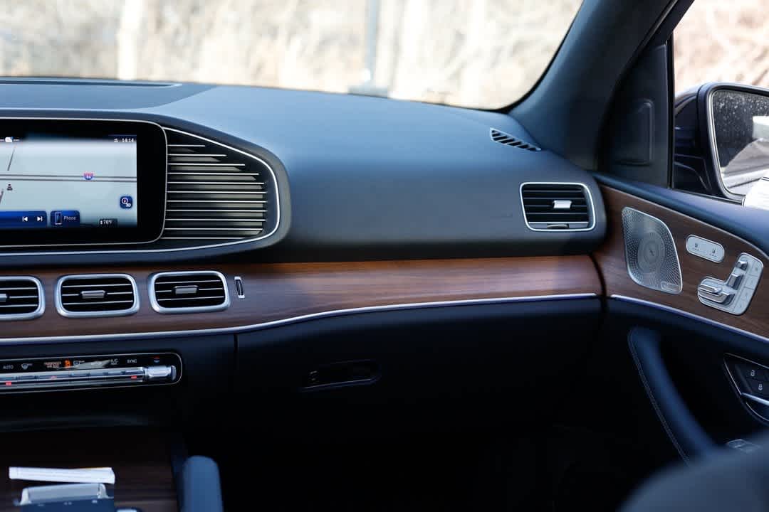 Thumbnail: 2026 Mercedes-Benz GLE - 19