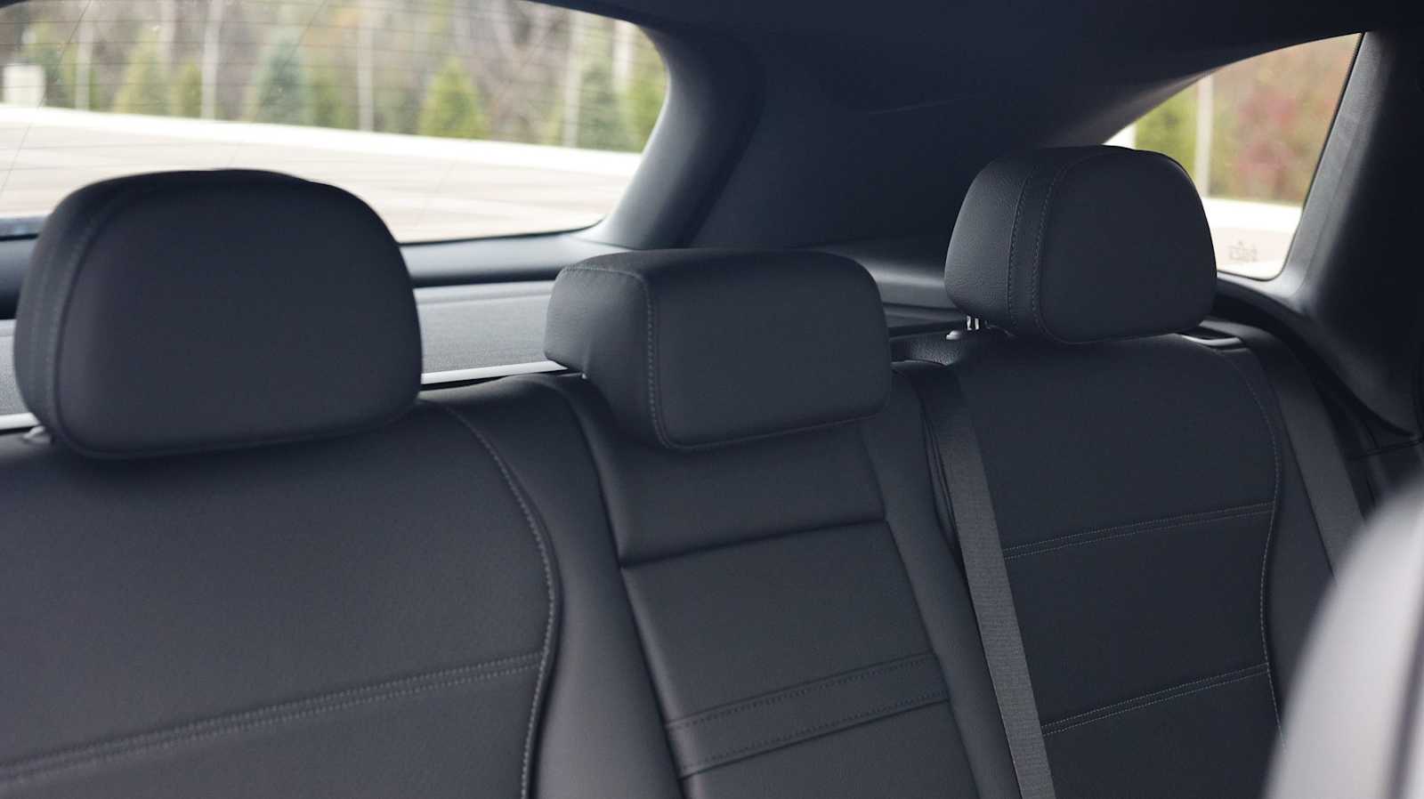 Thumbnail: 2026 Mercedes-Benz GLC - 18