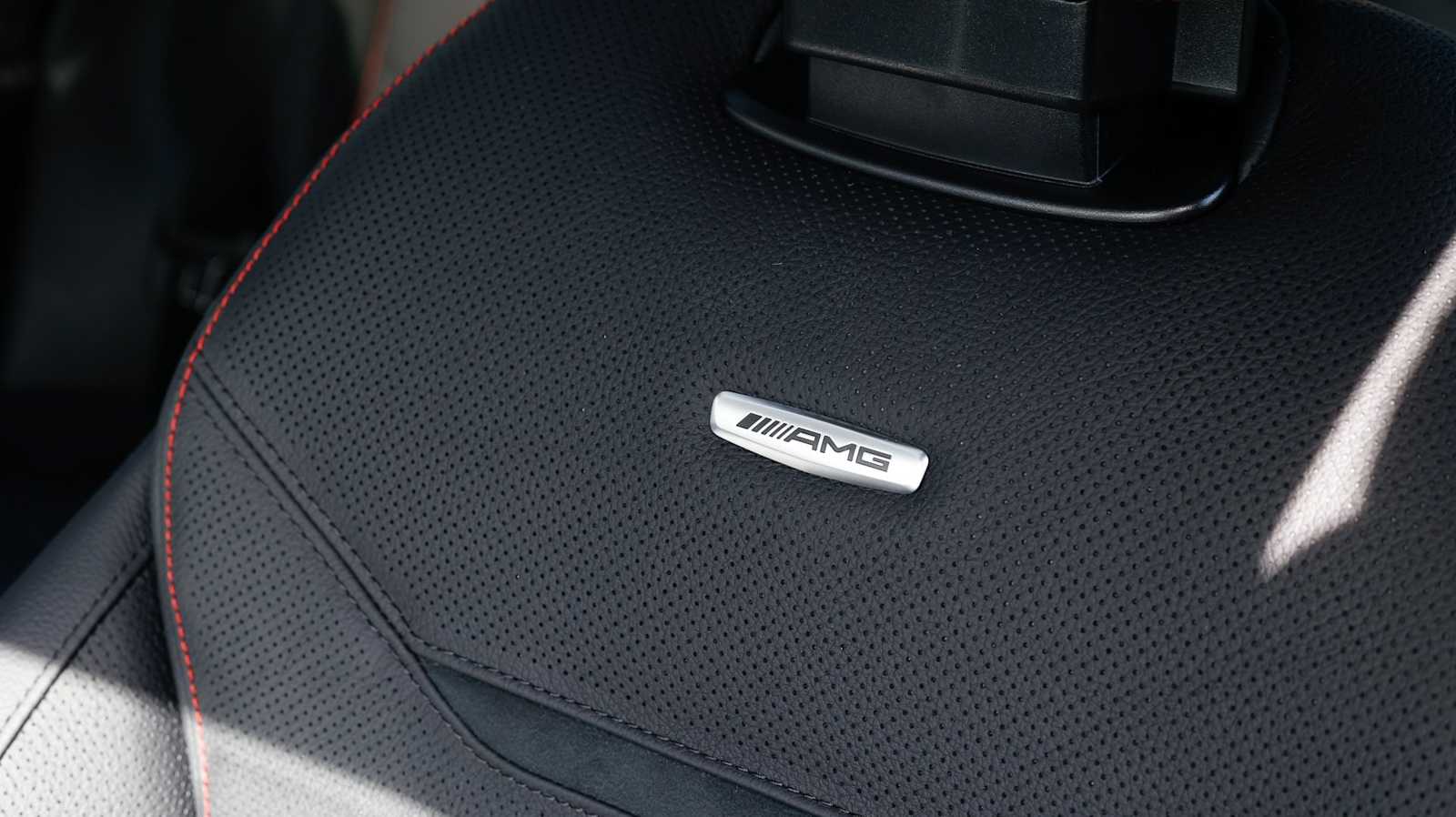 Thumbnail: 2026 Mercedes-Benz GLC - 27