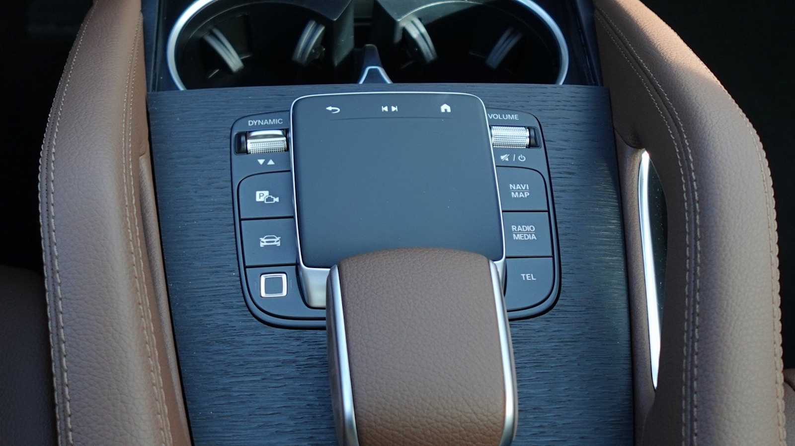 Thumbnail: 2026 Mercedes-Benz GLE - 34