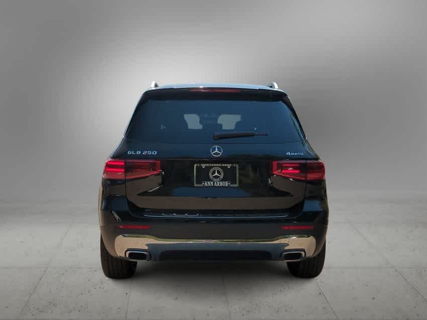 Thumbnail: 2025 Mercedes-Benz GLB - 7