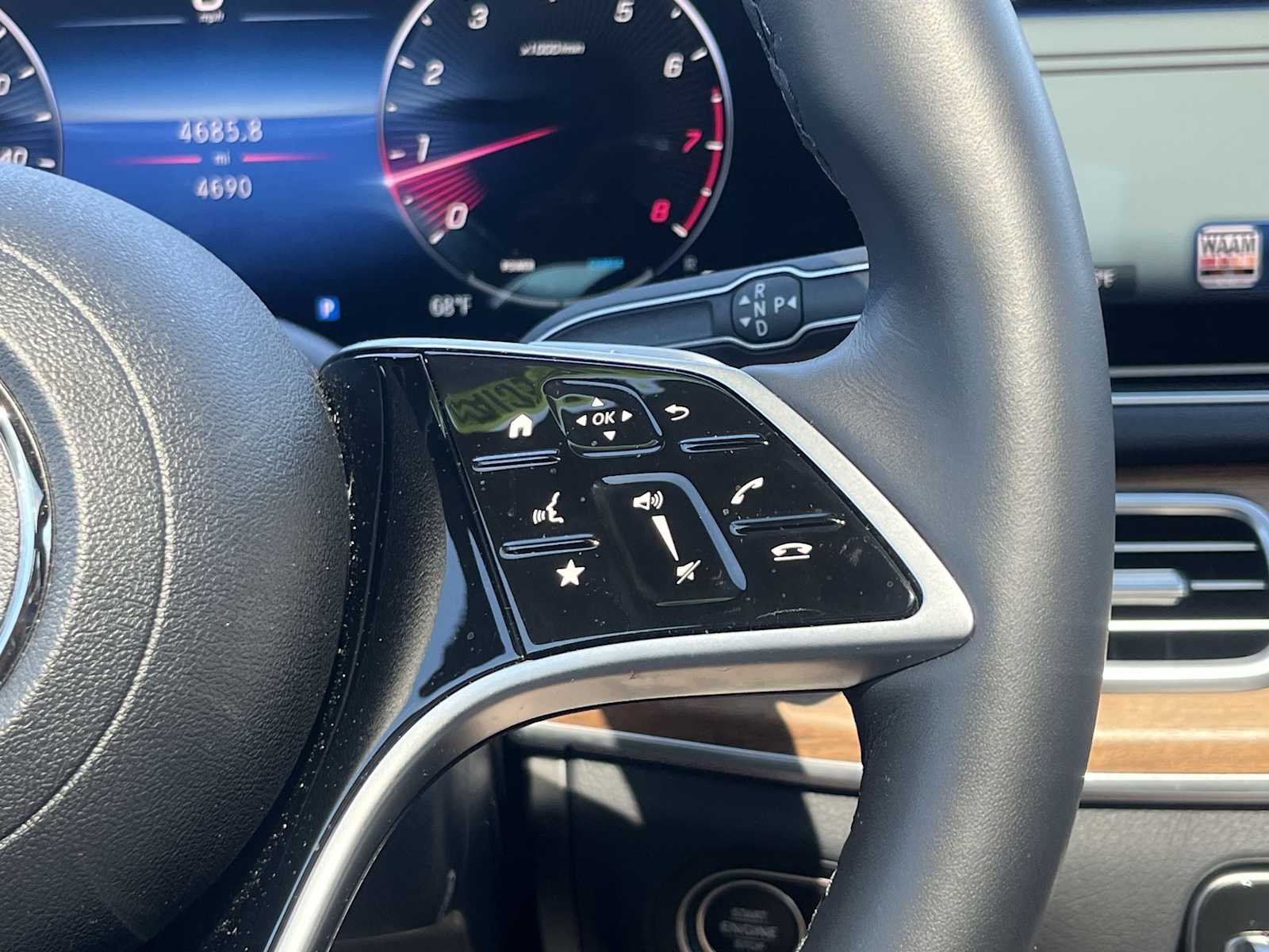 Thumbnail: 2026 Mercedes-Benz GLE - 39